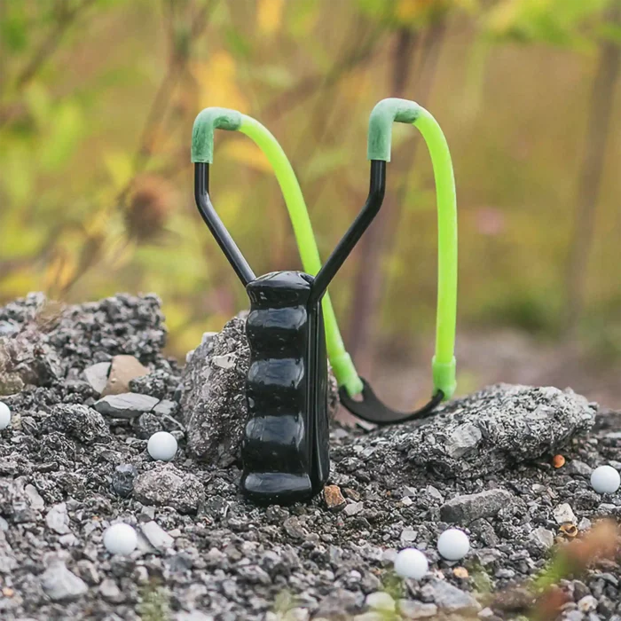 BC16-01 Bone Collector F16 Slingshot_Lifestyle 1