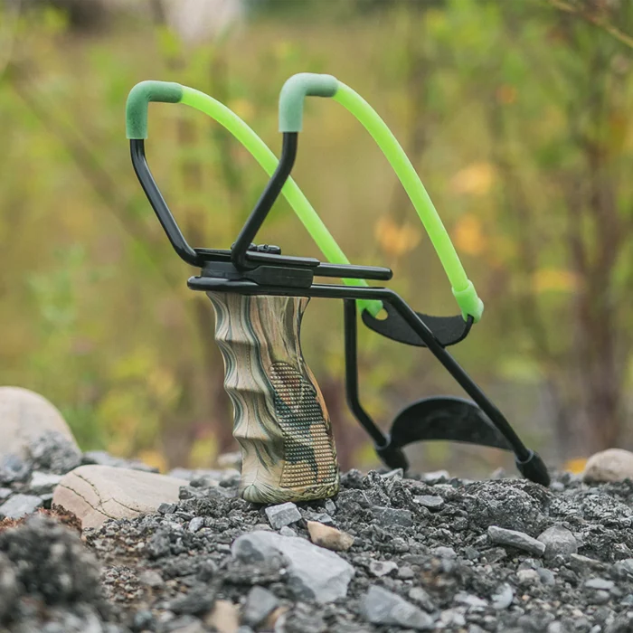 BC51KT-01 Bone Collector P51 Slingshot Kit_Lifestyle 1
